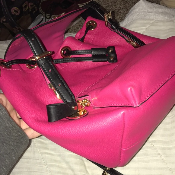 michael kors mini backpack - Picture 4 of 4